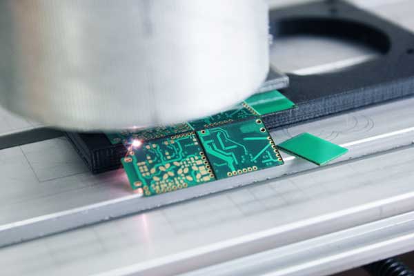 購買PCB激光切割機需要先了解什么？(圖2)